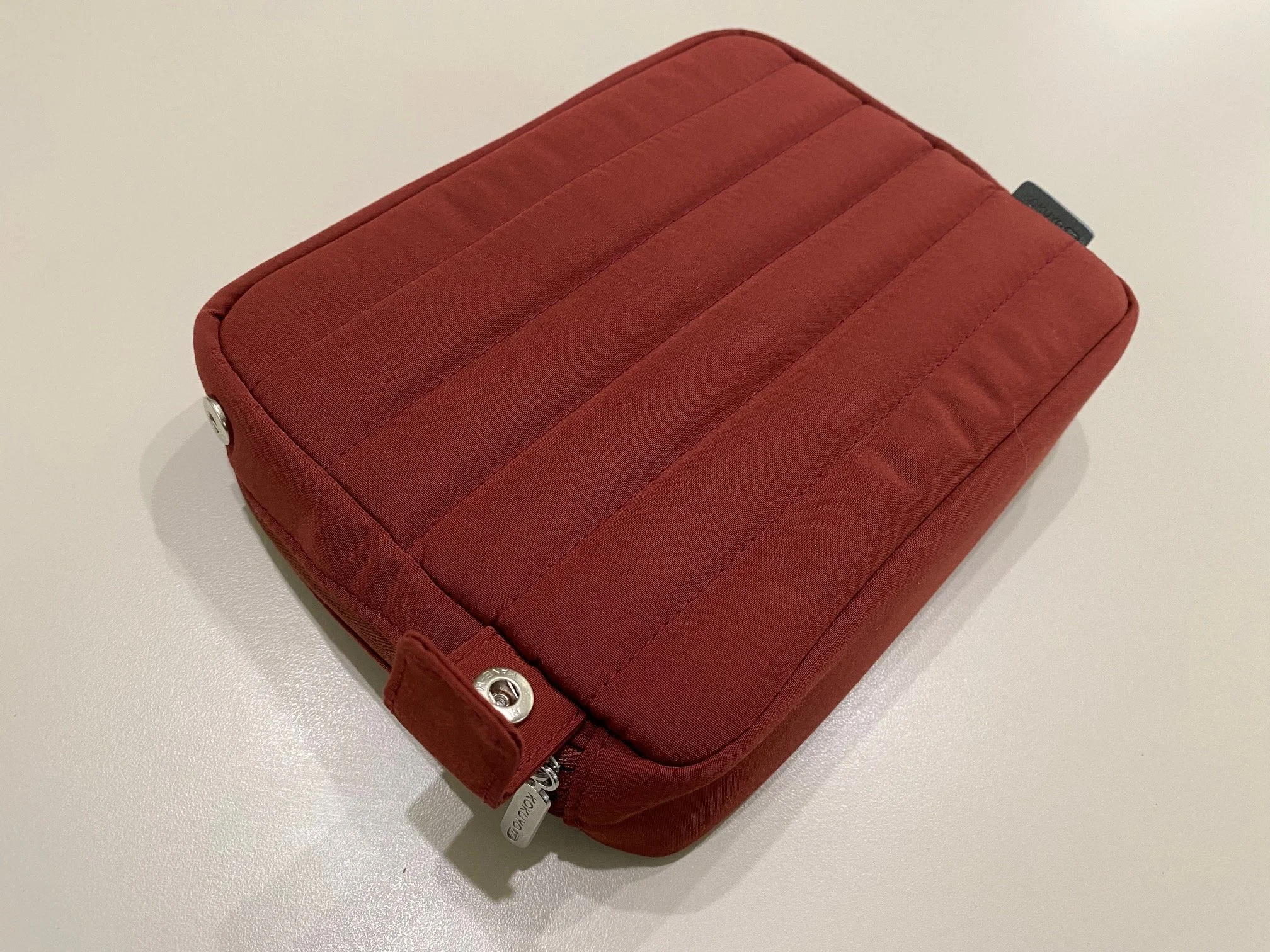 Kokuyo ME Stand Tool Pouch Review — The Pen Addict
